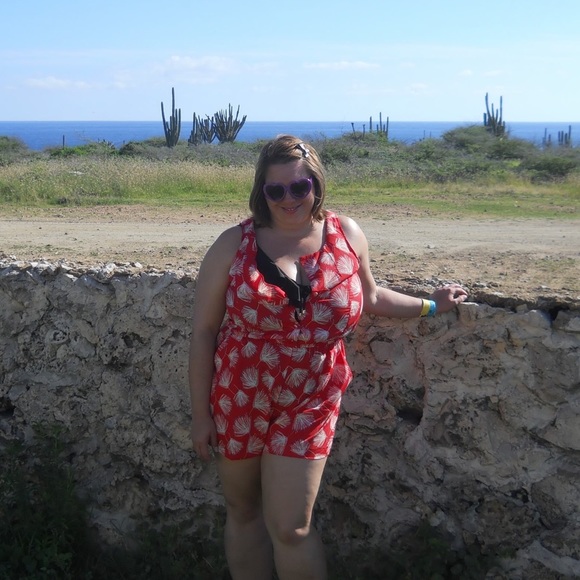 Forever 21 Romper - Picture 7 of 7